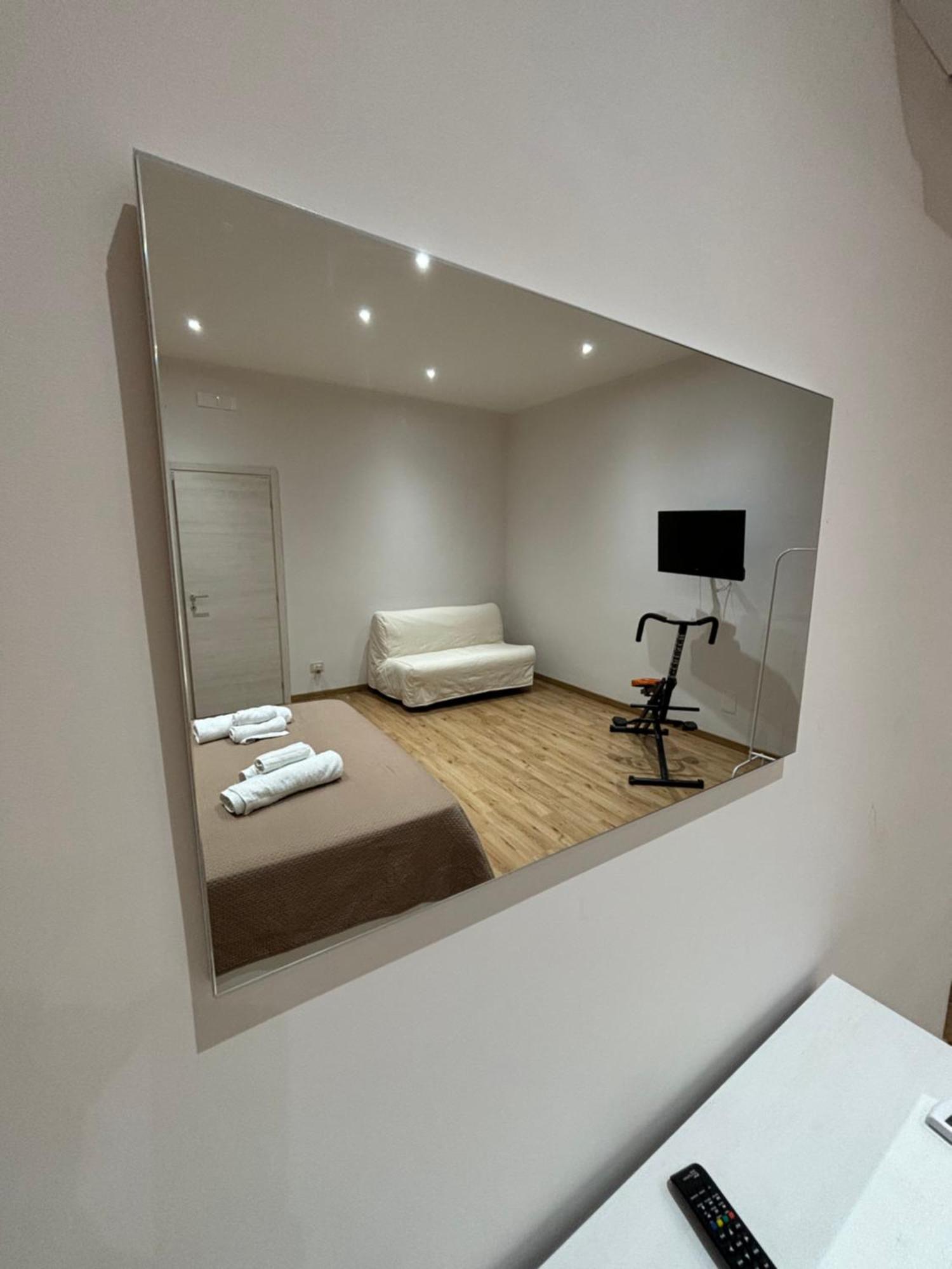 Le Rose Di Lu' Appartement *